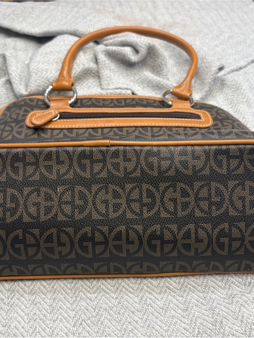 Giani Bernini Brown Monogram Satchel with Tan Trim - Picture 7 of 10